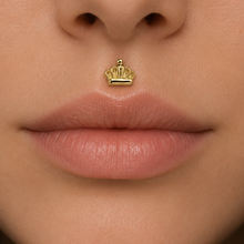 Load image into Gallery viewer, *Customize* Titanium Crown Nose Ring/ Labret
