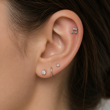 Load image into Gallery viewer, Titanium Music Note Nose Ring/ Labret
