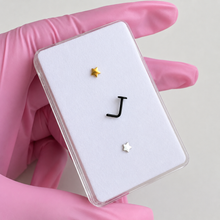 Load image into Gallery viewer, Titanium Basic Star Nose Stud
