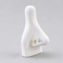 Load image into Gallery viewer, Titanium Staggered Teardrop Nose Ring/ Labret
