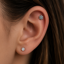 Load image into Gallery viewer, *Customize* Titanium Cute Flower Nose Ring/ Labret
