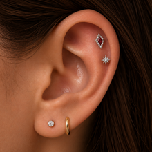 Load image into Gallery viewer, *Customize* Titanium Spear Nose Ring/ Labret
